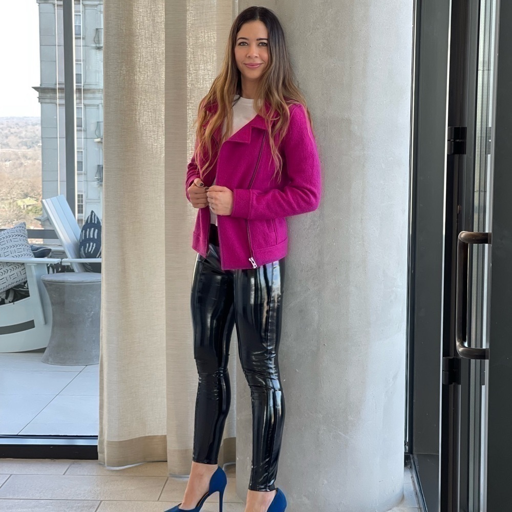 𝅺BARBIE core pink Tahari wool blazer